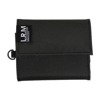 L.R.M コンパクト財布 CMK19-0628 ターポリンブラック