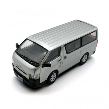ビ-エムクリエイションズ トヨタ 2015 ハイエース KDH200V シルバー RHD 1/64スケール 64B0148