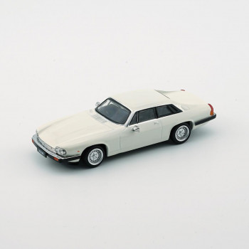 ビ-エムクリエイションズ ジャガー XJS 84 グレイシアホワイト (RHD) 1/64スケール 64B0160