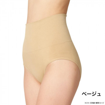 グローバル・ジャパン ムダ肉ぺたんこハイウエストショーツ　S-Mベージュ