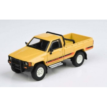 JADI B トヨタ ハイラックス 84 シングルキャブ イエロー RHD 1/64スケール PA65523