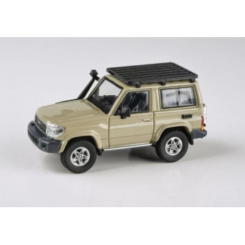 JADI B トヨタ ランドクルーザー 71 14 ショートホイールベース サンドトープ RHD 1/64スケール PA65564
